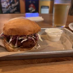 Fried Chicken Sandwich (Tossed in Sauced)