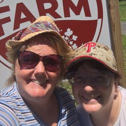 Red Earth Farm - Dee and Regina