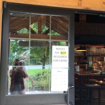 Stampede Barbecue - A sign at the front door that reads "MASKS ARE NOT REQUIRED FOR ENTRY" - Barbeque Near Me - Mohnton, Pennsylvania Stampede Barbecue - A sign at the front door that reads "MASKS ARE NOT REQUIRED FOR ENTRY" - Barbeque Near Me - Mohnton, Pennsylvania
