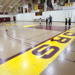 Cle Elum-Roslyn School District No 404 - High school gym