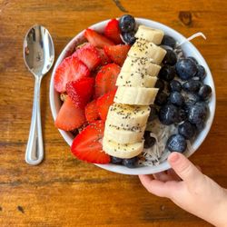 Cafe One Eight - Acai Smoothie Bowl