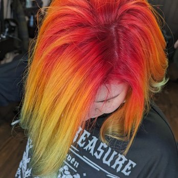 Creation 3 Coiffure - Hair Salons Near Me - Longueuil, Quebec