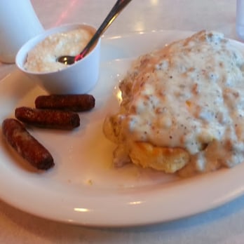 Midnight Diner - Grits, buscuit n gravy, and sausage links! - Diners Near Me - Charlotte, North Carolina