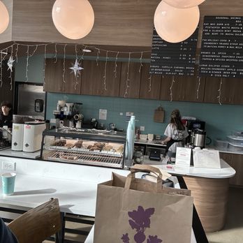 8th & Roast - Midtown - Interior - Coffee & Tea Near Me - Nashville, Tennessee