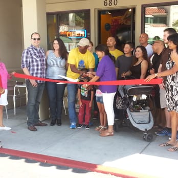 Ike's Place - Grand opening! With 49ers Eric Wright - Sandwiches Near Me - San Mateo, California Ike's Place - Grand opening! With 49ers Eric Wright - Sandwiches Near Me - San Mateo, California