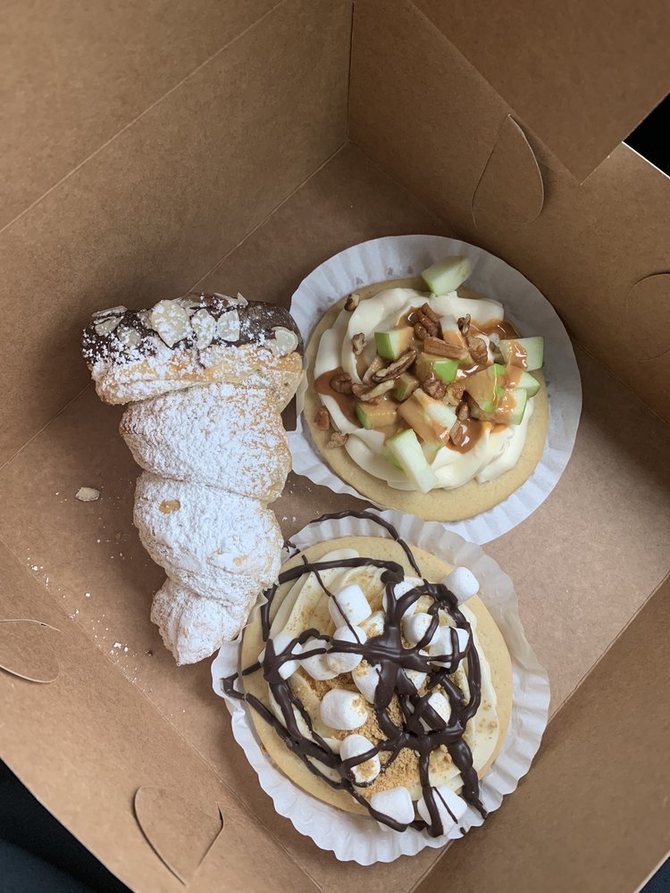 SWEET PALETTE BAKERY 45 Photos & 65 Reviews 2637 N 11th Ave, Hanford, CA Yelp