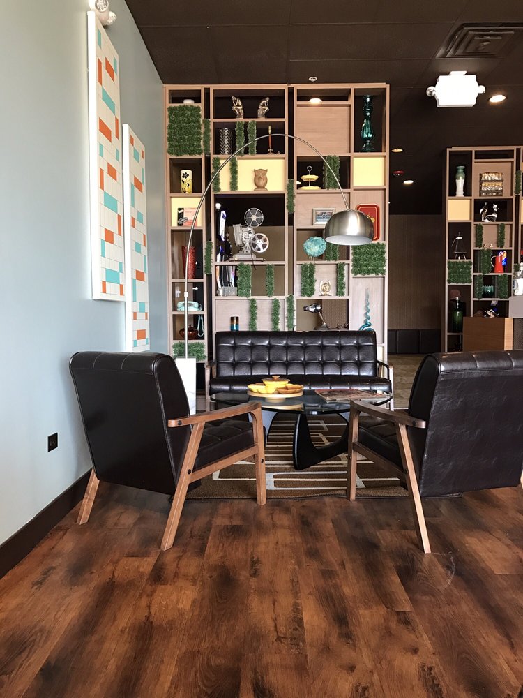 STELLA’S PLACE Updated September 2024 2190 Bloomingdale Rd