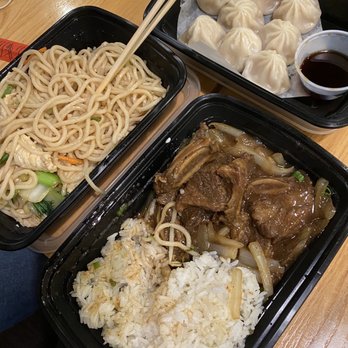 Dumpling Haus - soup dumplings, short rib special, and chicken lo mein - Chinese Near Me - Madison, Wisconsin Dumpling Haus - soup dumplings, short rib special, and chicken lo mein - Chinese Near Me - Madison, Wisconsin