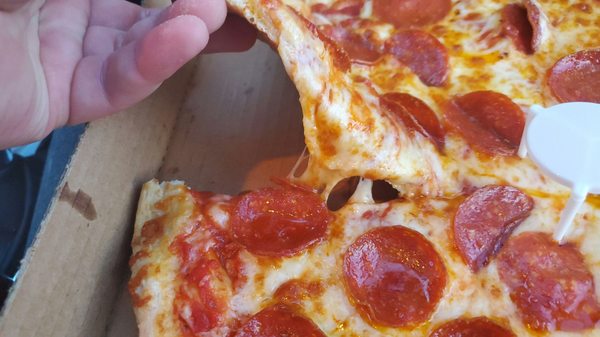 OLLIES PIZZA by null