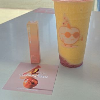 Whata Peach - Peach Glaze Glow smoothie & Ole Henriksen Pout Preserve Peptide Treatment in Peach Glaze. - Juice Bars & Smoothies Near Me - Studio City, California Whata Peach - Peach Glaze Glow smoothie & Ole Henriksen Pout Preserve Peptide Treatment in Peach Glaze. - Juice Bars & Smoothies Near Me - Studio City, California
