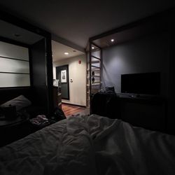 The Hotel at Arundel Preserve - Lay out of the room from the bed.