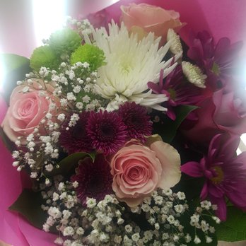 Lavanda Flowers & Gifts - Florists Near Me