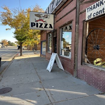 Wagon Wheel Pizza - Front of restaurant - Pizza Near Me - Monticello, Utah Wagon Wheel Pizza - Front of restaurant - Pizza Near Me - Monticello, Utah