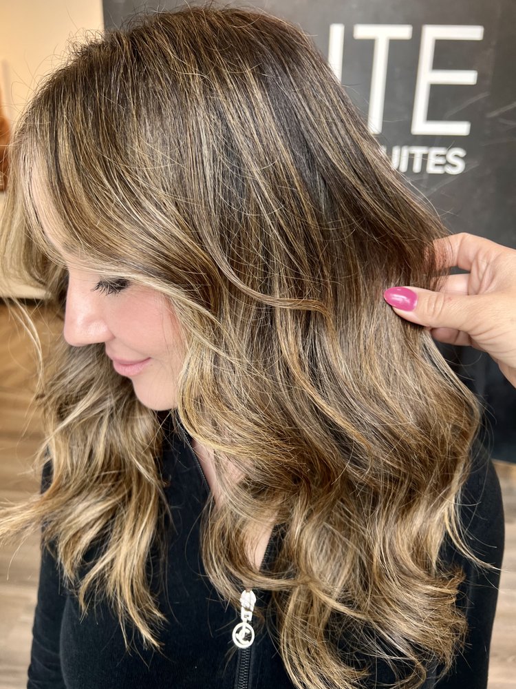 Parker Grace Hair Logo