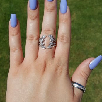 Bebe Nail and Spa - Nail Salons Near Me - Visalia, California