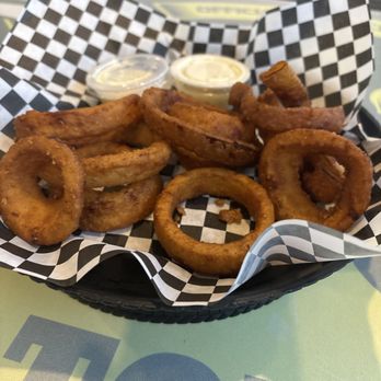 Roxy's Bar & Grill - Basket of onion rings - Bars Near Me - Medford, Oregon Roxy's Bar & Grill - Basket of onion rings - Bars Near Me - Medford, Oregon