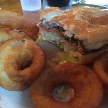 Beckie's Cafe - Blue cheese burger with onion rings - American Near Me - Prospect, Oregon