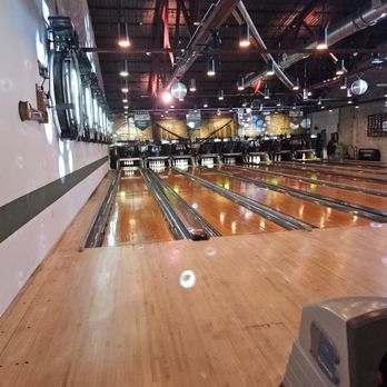 Primrose Lanes - Bowling lanes - Bowling Near Me - Orlando, Florida Primrose Lanes - Bowling lanes - Bowling Near Me - Orlando, Florida