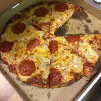 Headwaters Pub - Only ten slices. One piece didn't really have any on it. Just pieces. So rude. - Pubs Near Me - Leavenworth, Washington