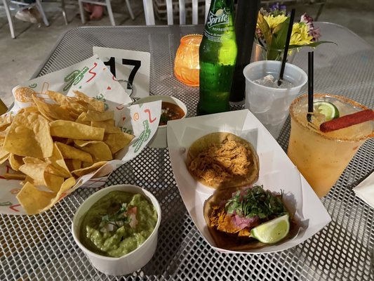 Taqueria La Lucha by null