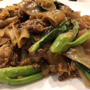 Thai Spoon Cafe - Beef Pad See Ew - Thai Near Me - Redlands, California Thai Spoon Cafe - Beef Pad See Ew - Thai Near Me - Redlands, California