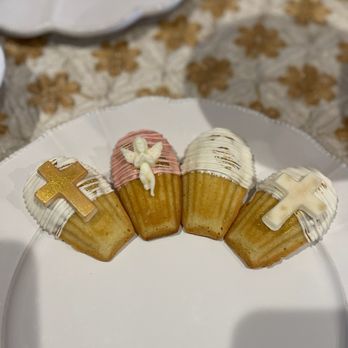 A La Modon Events - Wedding Planning Near Me A La Modon Events - Wedding Planning Near Me