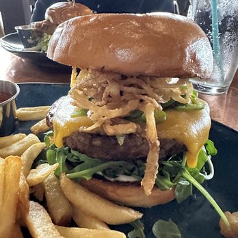 foothill - New American Near Me - Pasadena, California