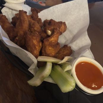 Nottinghams Tavern - Wings - American Near Me - Big Bear Lake, California Nottinghams Tavern - Wings - American Near Me - Big Bear Lake, California