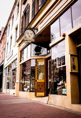 Savannah Bee Company by null