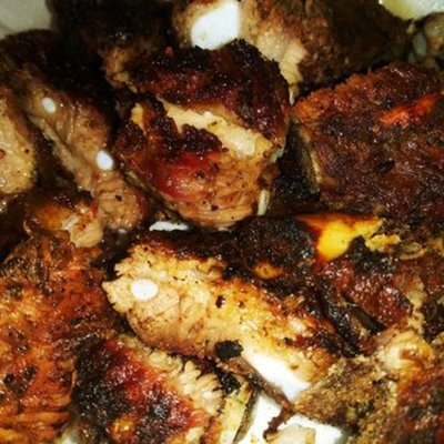GQ's Bar B Que by null