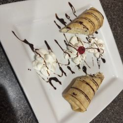 Las Lomas - Xangos, Fried flour tortillas filled with cheese cake