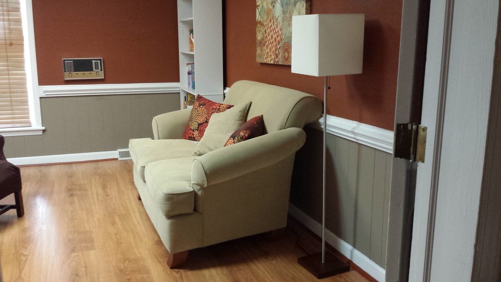 Regina Alexander, LCSW - grief counselor in Greensboro, NC