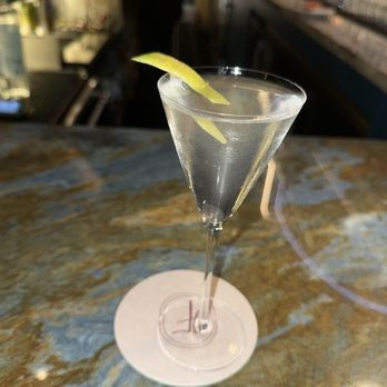 De Fortune - Cocktail Bars Near Me - Houston, Texas