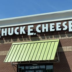Chuck E. Cheese