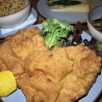 Schilling Restaurant & Bar - Wiener Schnitzel - Austrian Near Me - New York, New York