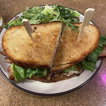 Sound + Fury Brewery and Kitchen - BLT with Side Salad - Pizza Near Me - Brooklyn, New York