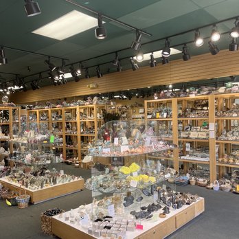 Stone Age Quarry - Inside - Jewelry Near Me - Reno, Nevada