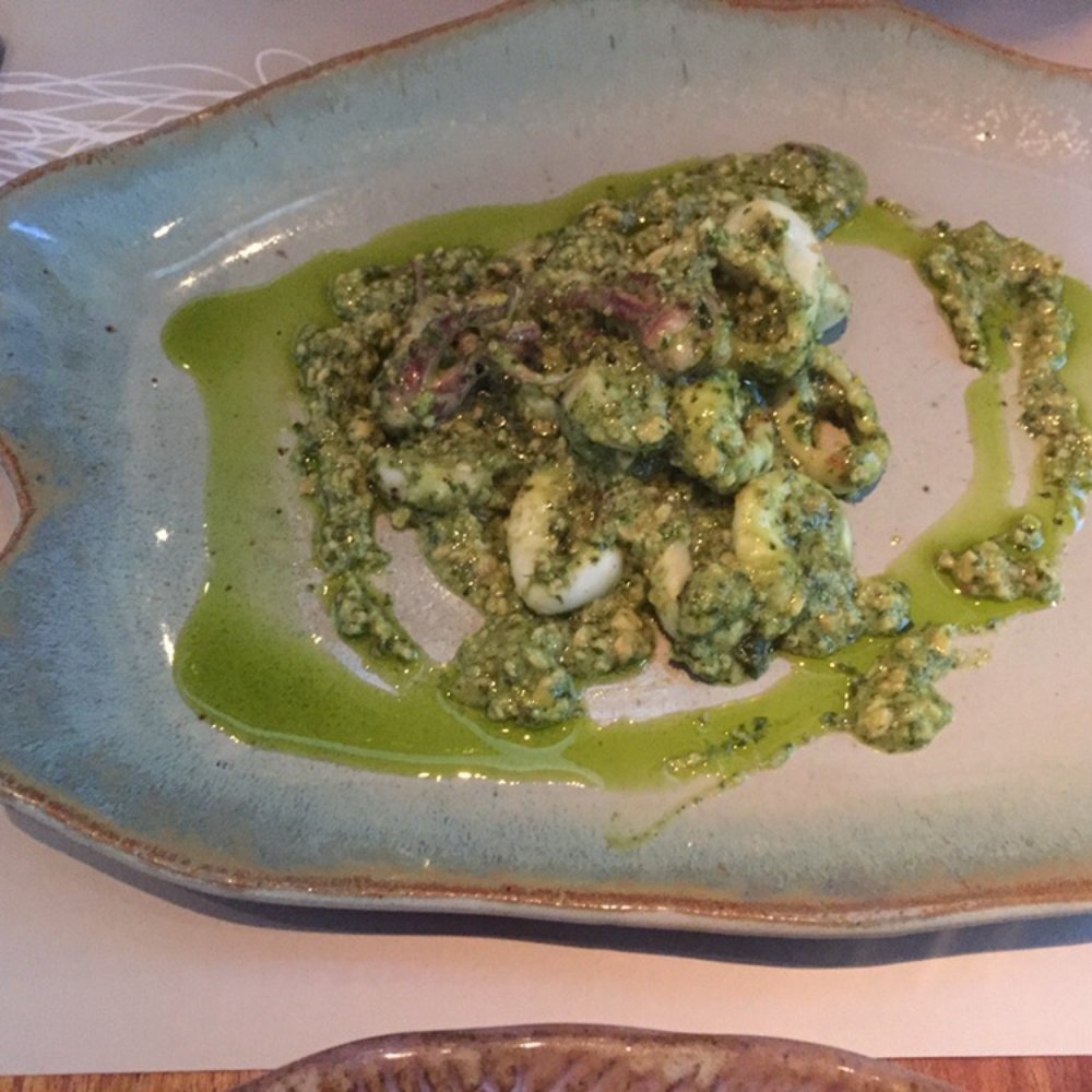 Zuka - Calamari in pesto sauce - Modern European Near Me - Rio de Janeiro, RJ Zuka - Calamari in pesto sauce - Modern European Near Me - Rio de Janeiro, RJ