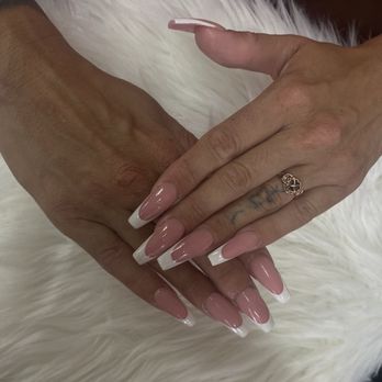 Model Nails - Nail Salons Near Me - Sacramento, California