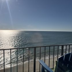 Horizon East Condominum - Million dollar view. Own a condo here for less than half of that and retire in paradise.