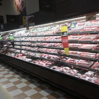 IGA Extra - a meat section in a grocery store - Grocery Near Me - Mont-Tremblant, Quebec IGA Extra - a meat section in a grocery store - Grocery Near Me - Mont-Tremblant, Quebec
