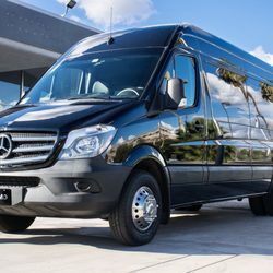 AZ Limo - 13 Passenger Executive Sprinter Van Exterior