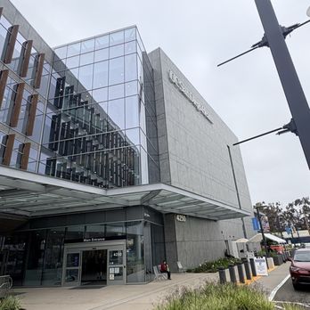 McGrath outpatient Pavilion - Modern and beautiful building - Medical Centers Near Me - San Diego, California McGrath outpatient Pavilion - Modern and beautiful building - Medical Centers Near Me - San Diego, California