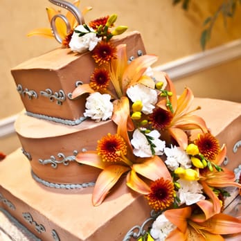 Atlantis Ballroom - Atlantis Ballroom custom wedding cakes are created by a local baker - Venues & Event Spaces Near Me - Toms River, New Jersey
