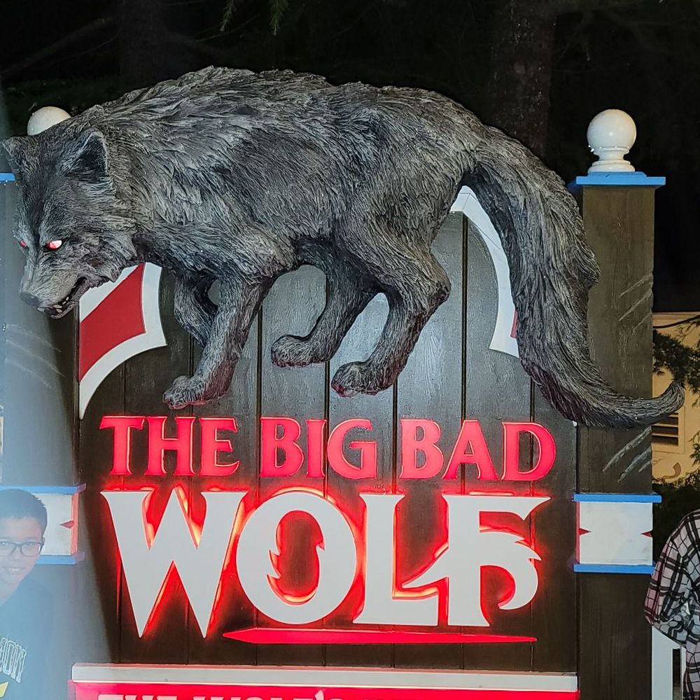 Busch Gardens Williamsburg - The Wolf's Return - Amusement Parks Near Me - Williamsburg, Virginia Busch Gardens Williamsburg - The Wolf's Return - Amusement Parks Near Me - Williamsburg, Virginia