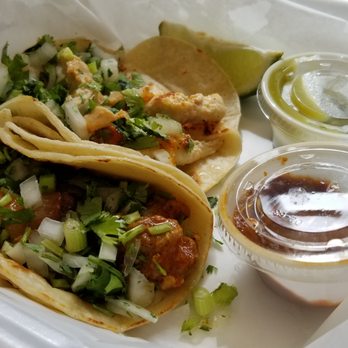 El Pariente - Al Pastor Taco, Pollo/Chicken Taco on corn - Mexican Near Me - Denton, Texas El Pariente - Al Pastor Taco, Pollo/Chicken Taco on corn - Mexican Near Me - Denton, Texas