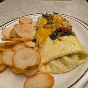 Pondfield Cafe - Bacon cheddar and spinach omelette - Breakfast & Brunch Near Me - Bronxville, New York Pondfield Cafe - Bacon cheddar and spinach omelette - Breakfast & Brunch Near Me - Bronxville, New York