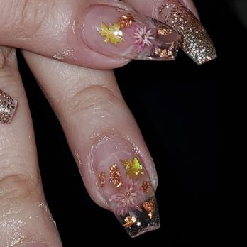 2Q Nail Spa + Eyelashes - Nail Salons Near Me - Montclair, California