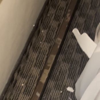 Comfort Inn & Suites - Garbage behind bed - Hotels Near Me - Mount Pocono, Pennsylvania