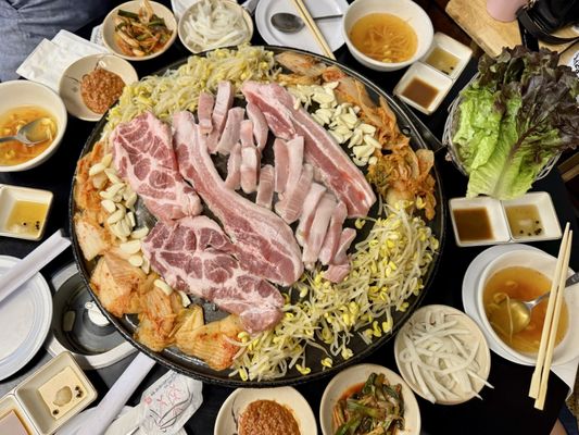 Tong Sam Gyup Goo Yi by null